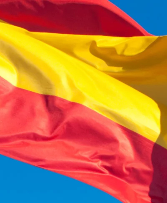 Regularización Extraordinaria 2026: todo lo que necesitas saber si llevas tiempo viviendo en España sin papeles!